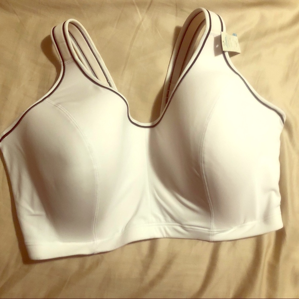 LIVI Sports Bra high impact NWT